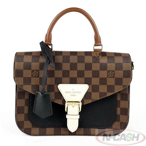 Review: Louis Vuitton Beaumarchais .